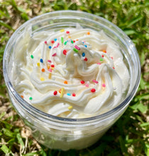 Load image into Gallery viewer, 100’s &amp; 1000’s Whipped Body Butter
